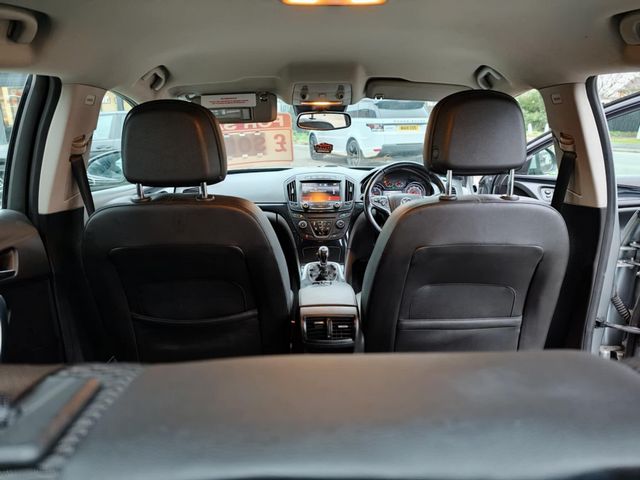 Vauxhall Insignia 2.0 CDTi ecoFLEX Tech Line Euro 5 (s/s) 5dr (2013) - Picture 17