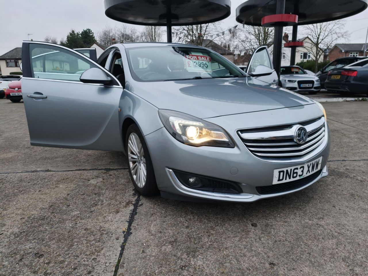Vauxhall Insignia 2.0 CDTi ecoFLEX Tech Line Euro 5 (s/s) 5dr - Picture 1 of 20