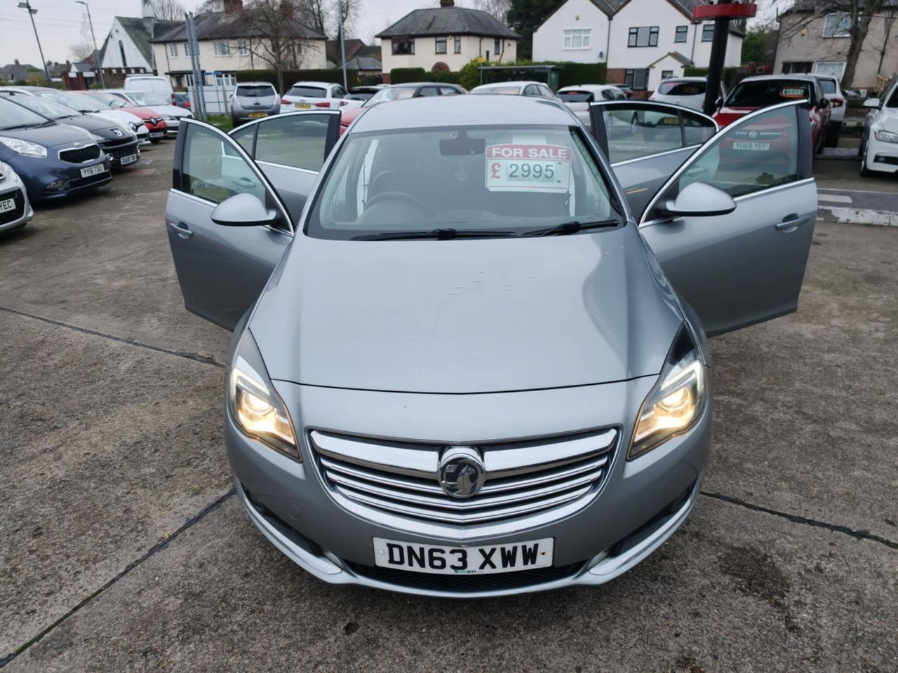 Vauxhall Insignia 2.0 CDTi ecoFLEX Tech Line Euro 5 (s/s) 5dr - Picture 7 of 20