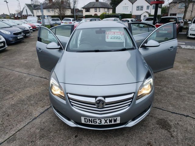 Vauxhall Insignia 2.0 CDTi ecoFLEX Tech Line Euro 5 (s/s) 5dr (2013) - Picture 7