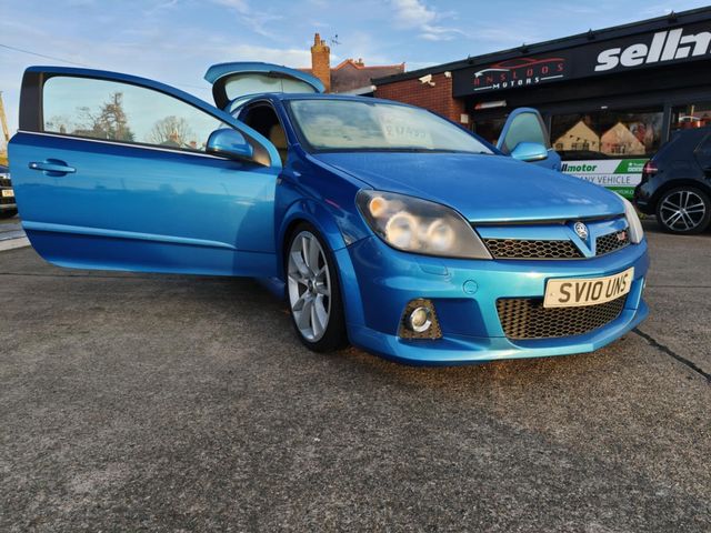 Vauxhall Astra 2.0i 16v VXR Sport Hatch 3dr (2010) - Picture 5