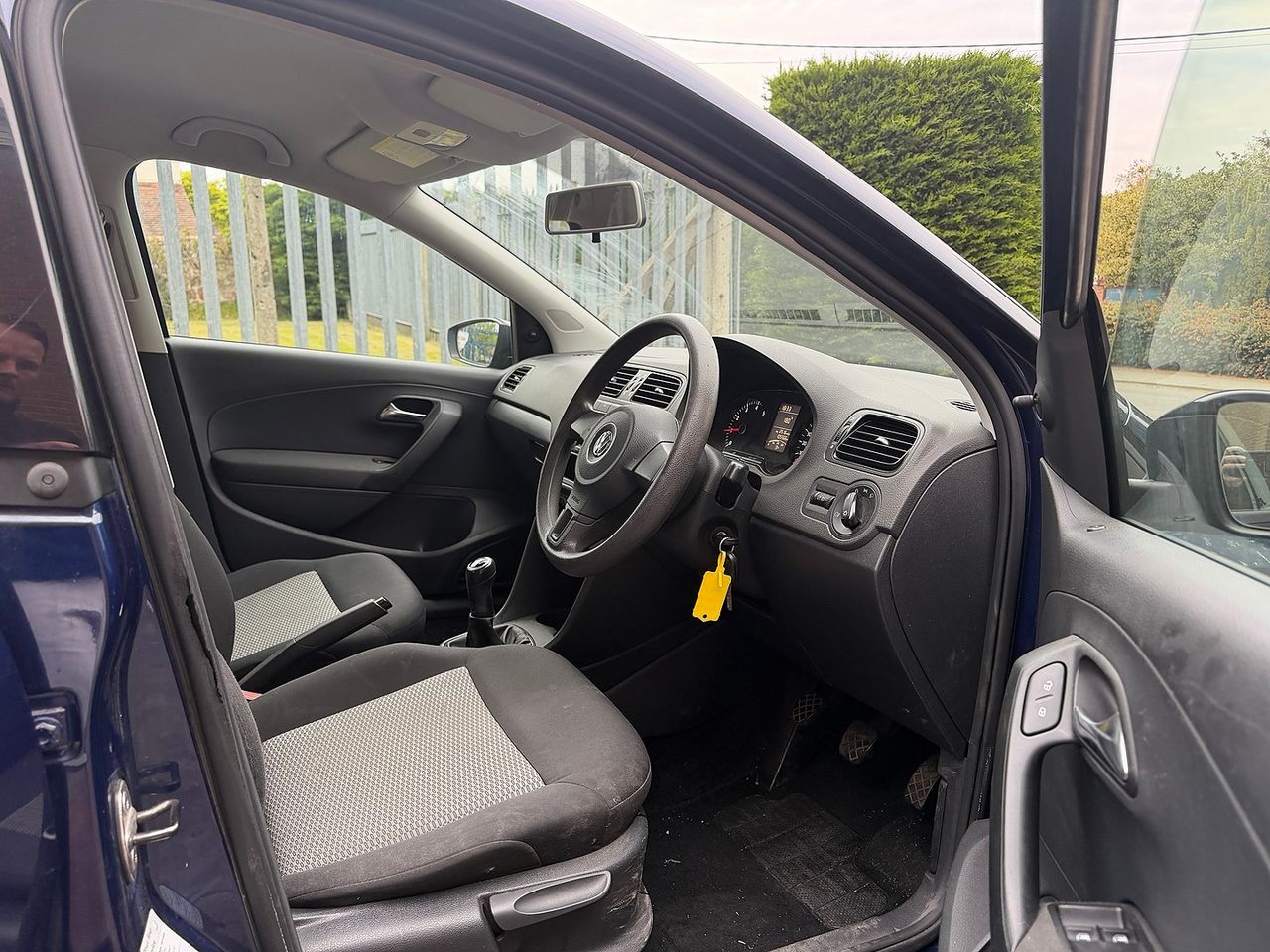VOLKSWAGEN Polo 1.2 60 PS S - Picture 10 of 17