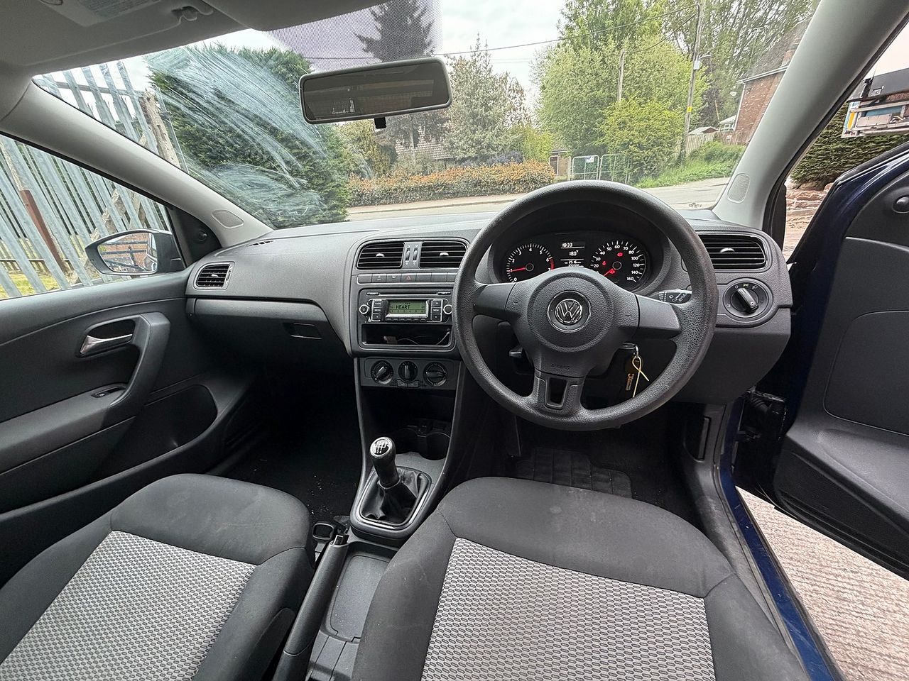 VOLKSWAGEN Polo 1.2 60 PS S - Picture 11 of 17