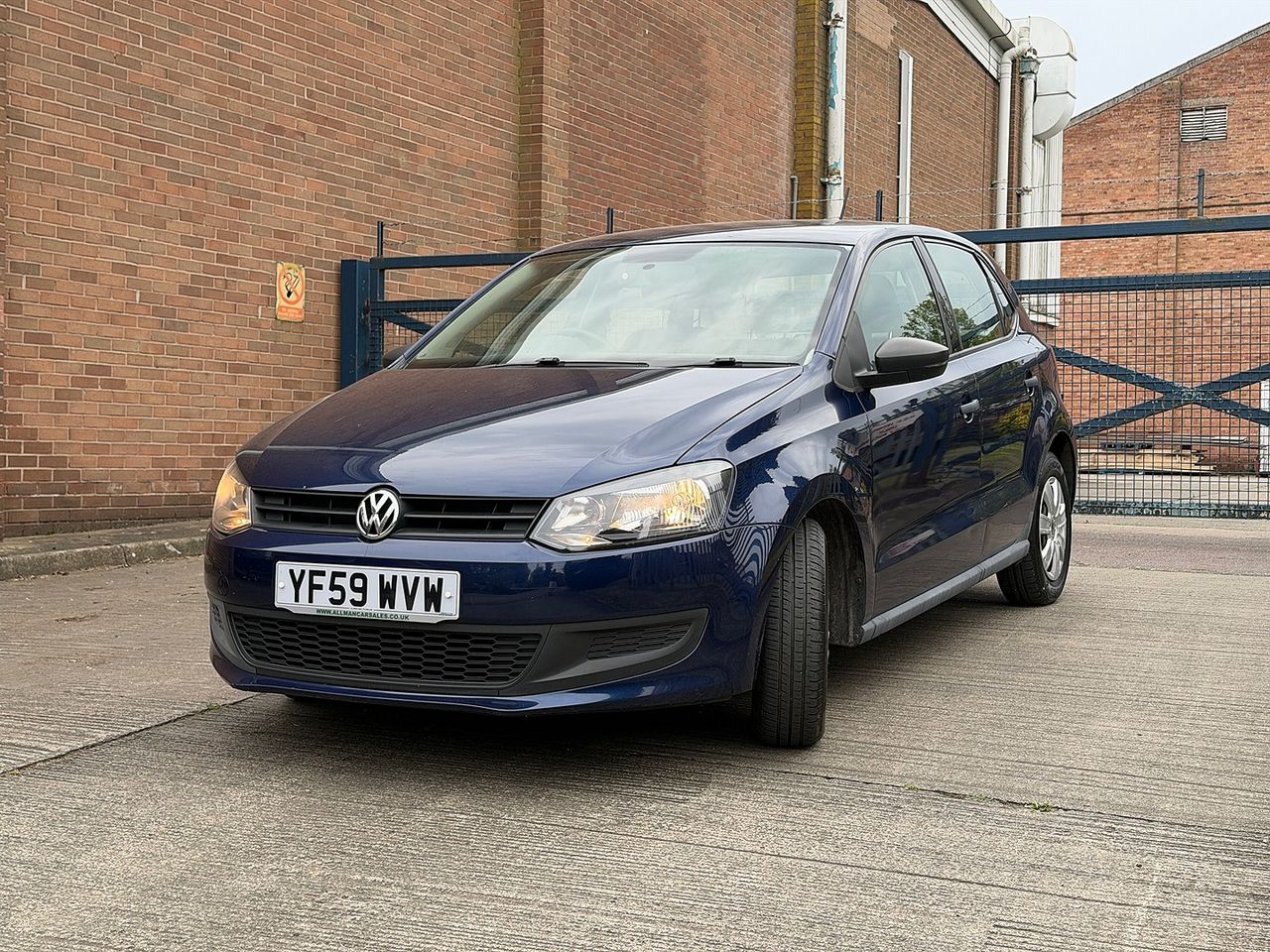 VOLKSWAGEN Polo 1.2 60 PS S - Picture 3 of 17