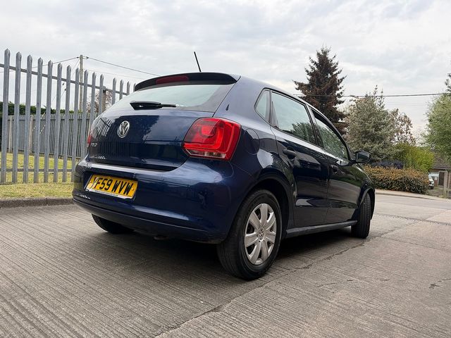 VOLKSWAGEN Polo 1.2 60 PS S - Thumbnail 7 of 17