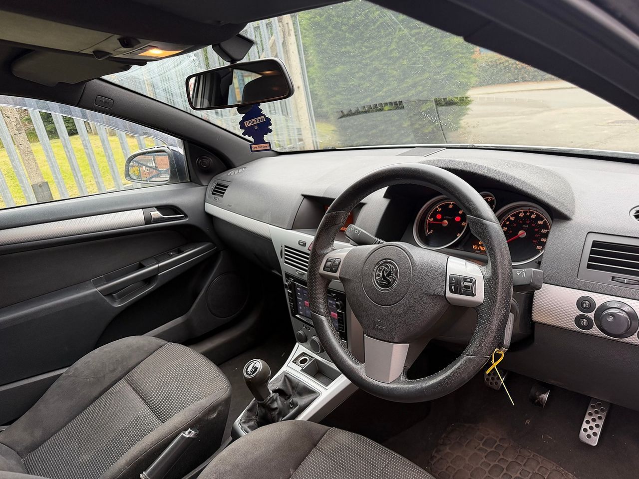 VAUXHALL Astra SRi 1.9CDTi 16v (150PS) - Picture 13 of 19