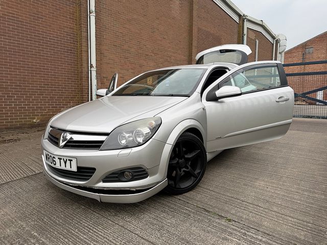 VAUXHALL Astra SRi 1.9CDTi 16v (150PS) - Thumbnail 15 of 19