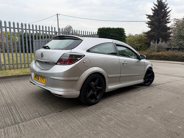 VAUXHALL Astra SRi 1.9CDTi 16v (150PS) - Thumbnail 9 of 19