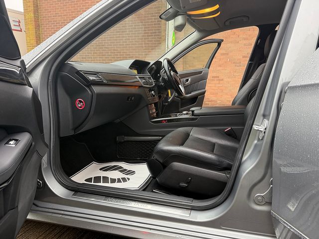 Mercedes-benz E-Class E220 CDI BlueEFFICIENCY SE Auto - Thumbnail 14 of 20