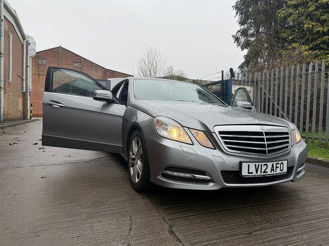 Mercedes-benz E-Class E220 CDI BlueEFFICIENCY SE Auto - Thumbnail 17 of 20