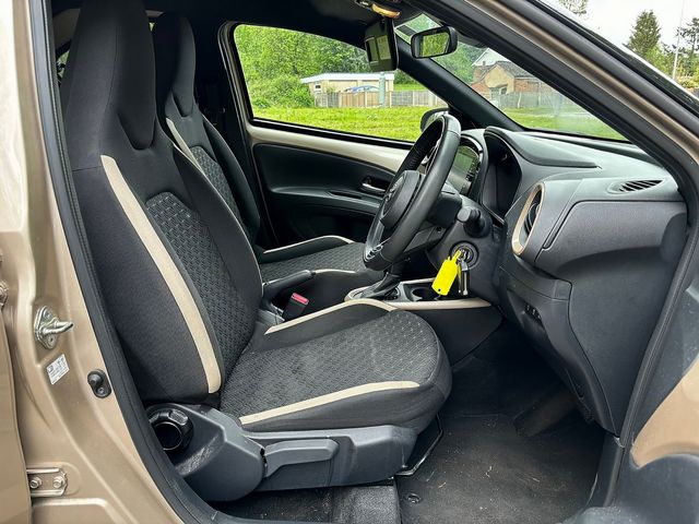 TOYOTA Aygo X 1.0 VVT-i Edge Auto - Thumbnail 11 of 22