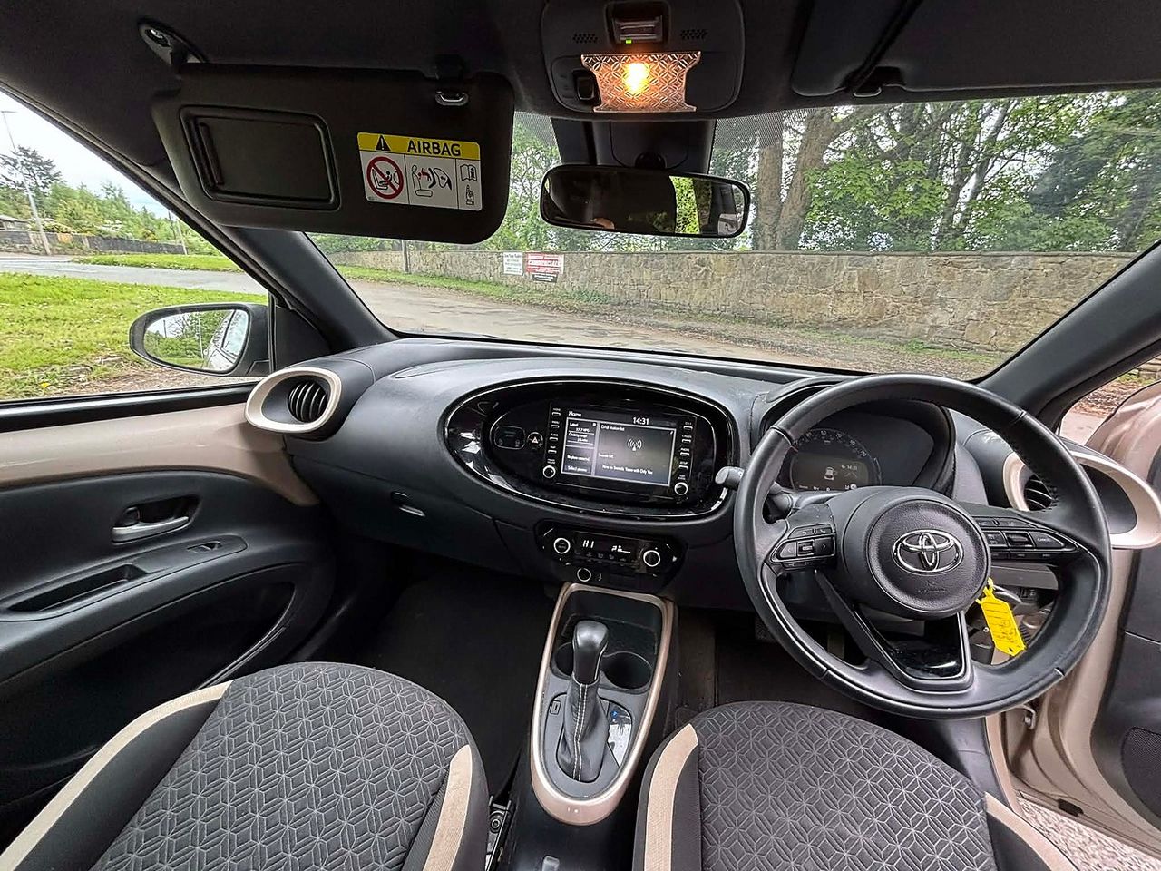 TOYOTA Aygo X 1.0 VVT-i Edge Auto - Picture 12 of 22