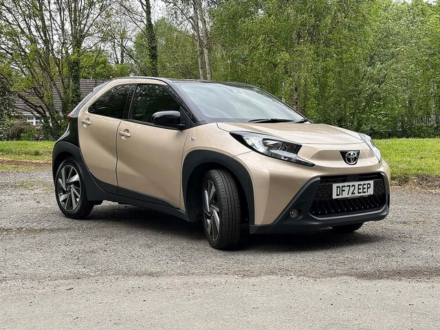 TOYOTA Aygo X 1.0 VVT-i Edge Auto - Thumbnail 13 of 22
