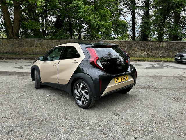 TOYOTA Aygo X 1.0 VVT-i Edge Auto - Thumbnail 19 of 22