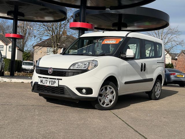 FIAT Doblò 1.4 16v 95 Easy - Thumbnail 4 of 18