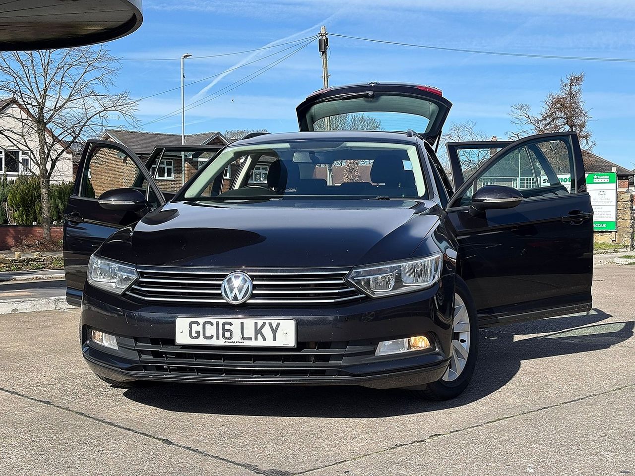 VOLKSWAGEN Passat S TDI 2.0 150 PS 6 speed Man - Picture 19 of 20