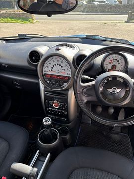 MINI COUNTRYMAN One - Thumbnail 13 of 20