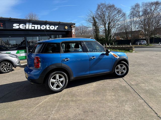 MINI COUNTRYMAN One - Thumbnail 15 of 20