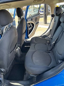 MINI COUNTRYMAN One - Thumbnail 19 of 20