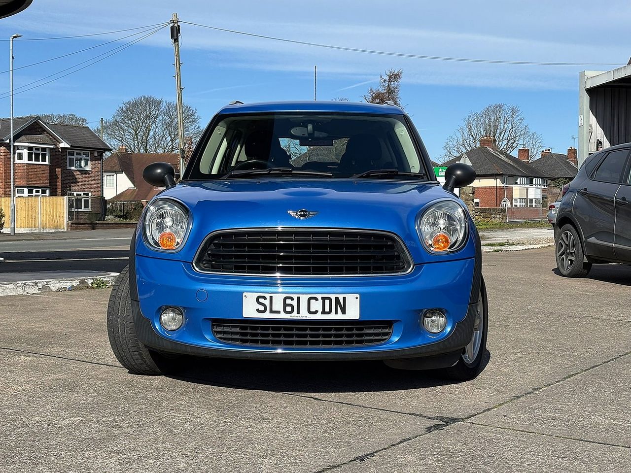 MINI COUNTRYMAN One - Picture 2 of 20