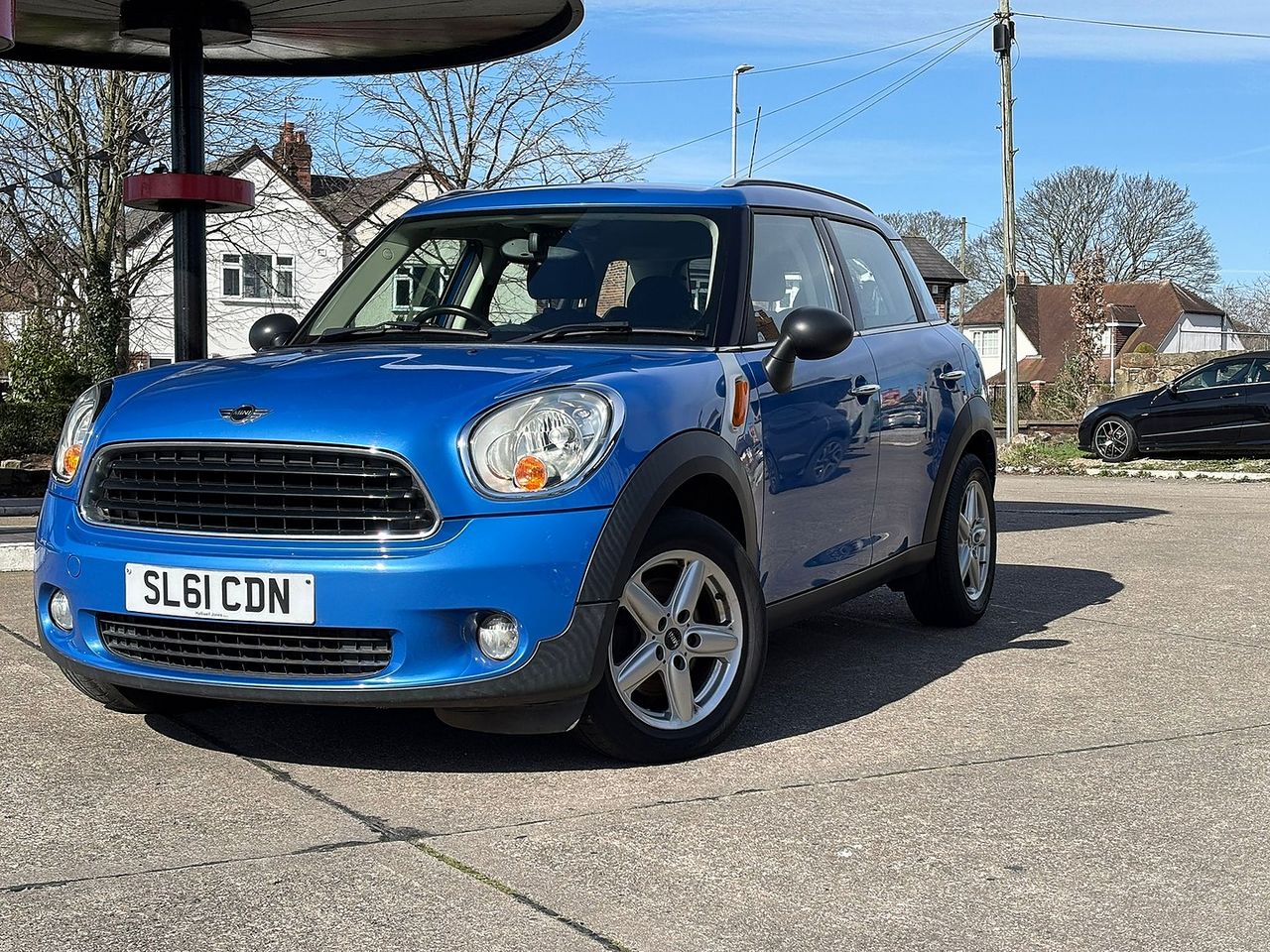 MINI COUNTRYMAN One - Picture 3 of 20