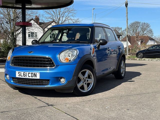 MINI COUNTRYMAN One - Thumbnail 3 of 20