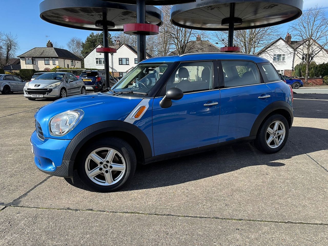 MINI COUNTRYMAN One - Picture 5 of 20