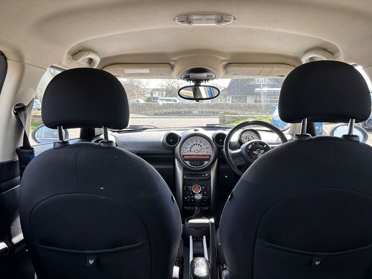 MINI COUNTRYMAN One - Picture 8 of 20