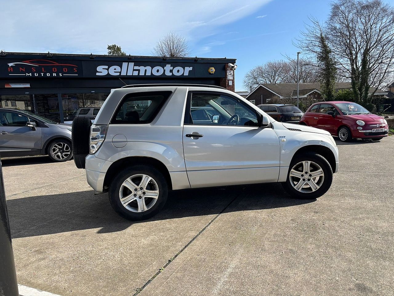 SUZUKI Grand Vitara 1.6 16v VVT 3-door - Picture 12 of 21
