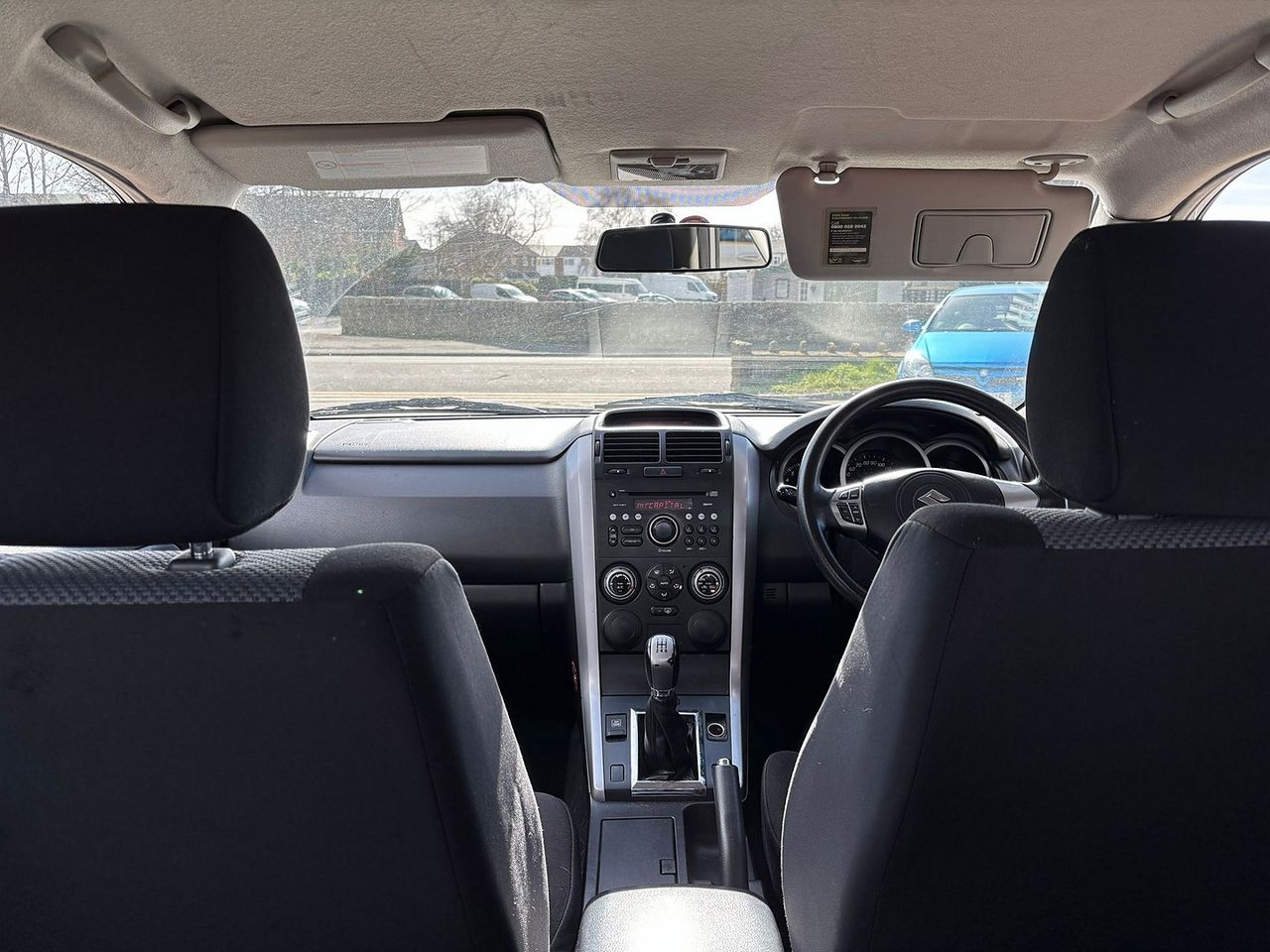 SUZUKI Grand Vitara 1.6 16v VVT 3-door - Picture 17 of 21