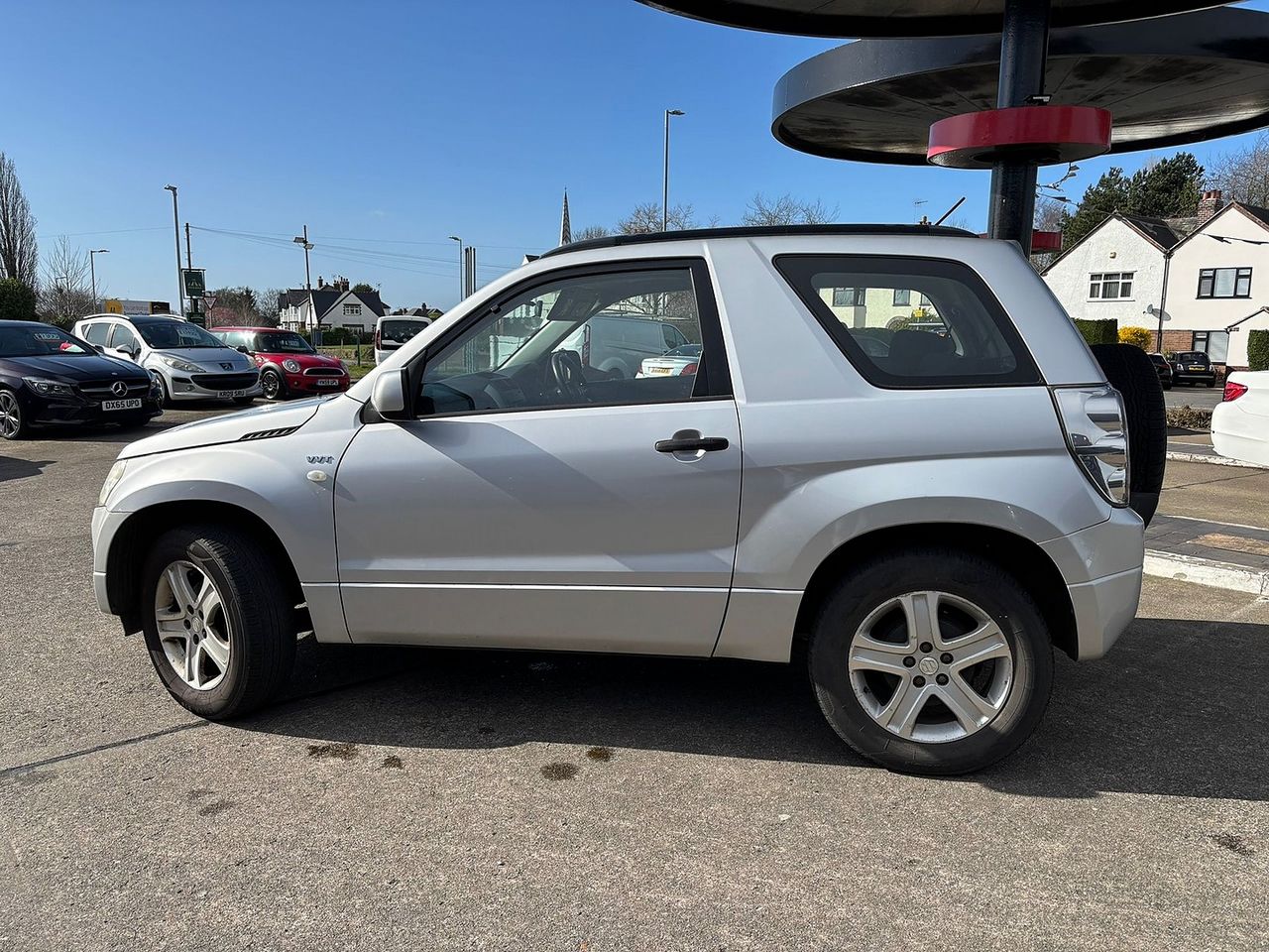SUZUKI Grand Vitara 1.6 16v VVT 3-door - Picture 7 of 21