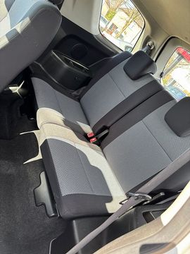 SUZUKI Grand Vitara 1.6 16v VVT 3-door - Thumbnail 9 of 21