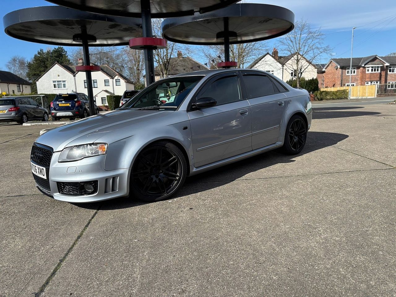 AUDI RS4 4.2 quattro - Picture 2 of 18