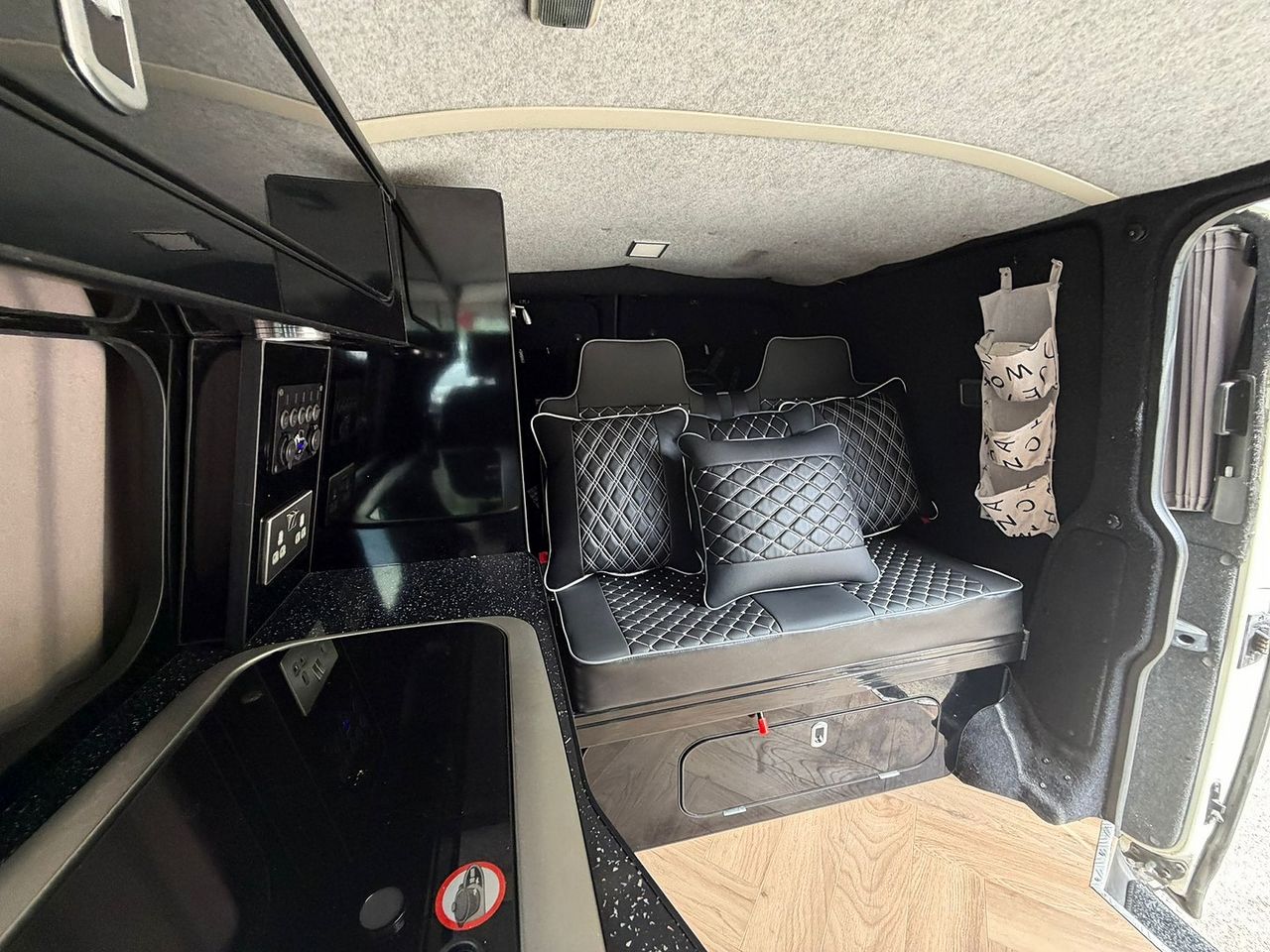 VOLKSWAGEN Transporter T28 84PS TDI PD SWB 1.9 - Picture 33 of 48