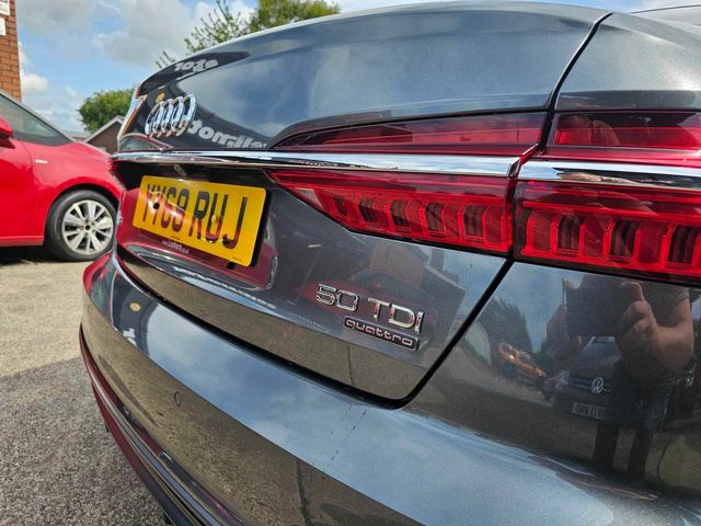 Audi A6 Saloon 3.0 TDI V6 50 S line Tiptronic quattro Euro 6 (s/s) 4dr (2018) - Picture 13
