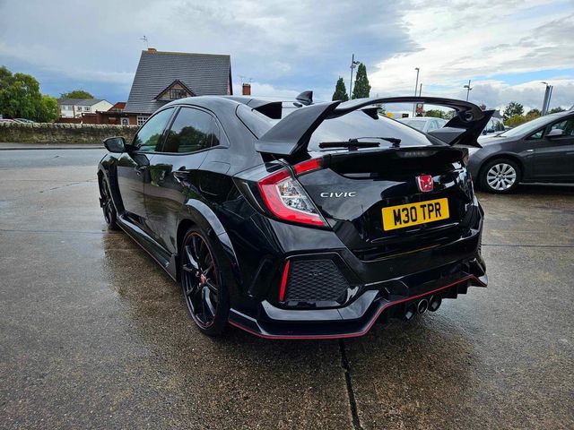 Honda Civic 2.0 VTEC Turbo Type R GT Euro 6 (s/s) 5dr (2018) - Picture 10