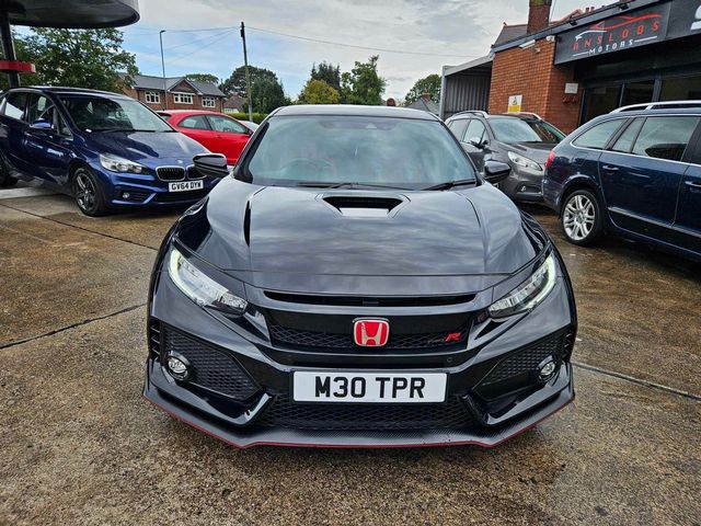 Honda Civic 2.0 VTEC Turbo Type R GT Euro 6 (s/s) 5dr (2018) - Picture 4