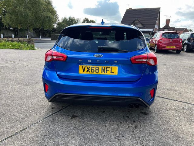 Ford Focus 1.0T EcoBoost ST-Line Euro 6 (s/s) 5dr (2018) - Picture 7