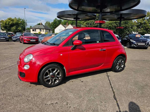 Fiat 500 1.2 S Euro 6 (s/s) 3dr (2015) - Picture 4