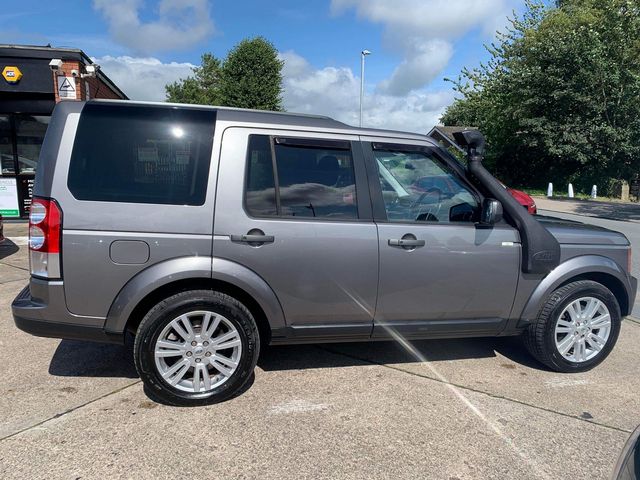 Land Rover Discovery 4 3.0 TD V6 HSE Auto 4WD Euro 4 5dr (2009) - Picture 15