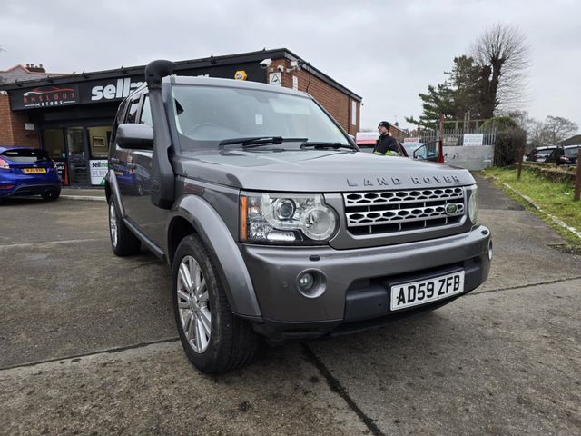 Land Rover Discovery 4 3.0 TD V6 HSE Auto 4WD Euro 4 5dr (2009) - Picture 3