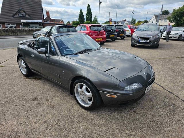 Mazda MX-5 1.6 Limited Edition 2dr (1991) - Picture 18