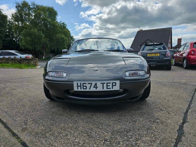 Mazda MX-5 1.6 Limited Edition 2dr (1991) - Picture 2