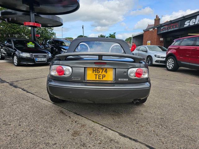 Mazda MX-5 1.6 Limited Edition 2dr (1991) - Picture 6