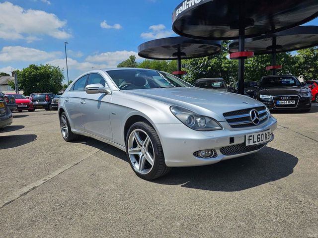 Mercedes-Benz CLS 3.0 CLS350 CDI Grand Edition Coupe 7G-Tronic 4dr (2010) - Picture 2