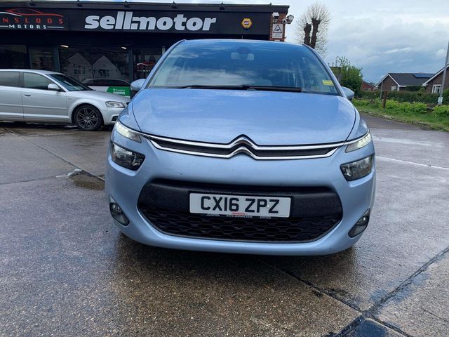 Citroen C4 Picasso 1.6 BlueHDi VTR+ EAT6 Euro 6 (s/s) 5dr (2016) - Picture 4