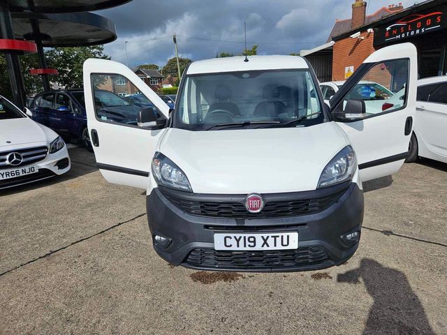 Fiat Doblo 1.6 MultiJetII Maxi SX L2 H1 Euro 6 6dr (2019) - Picture 21