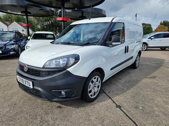 Fiat Doblo 1.6 MultiJetII Maxi SX L2 H1 Euro 6 6dr (2019) - Picture 2