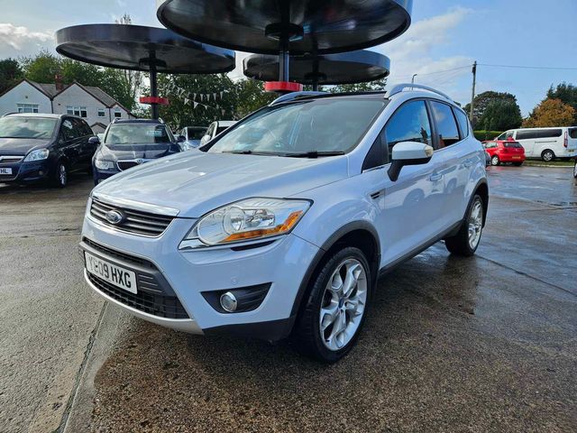 Ford Kuga 2.0 TDCi Titanium AWD Euro 4 5dr (2009) - Picture 4