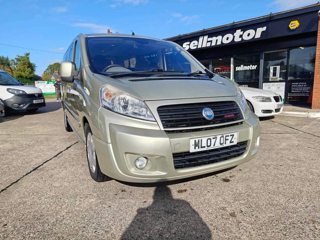 Fiat Scudo 2.0 JTD MultiJet Panorama Family L1 H1 5dr (2007) - Picture 2